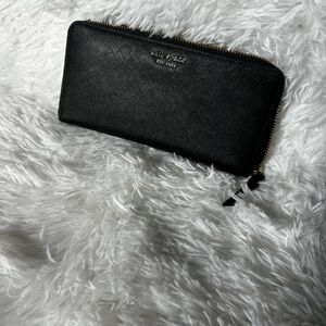 Kate Spade  Large continental wallet in Black